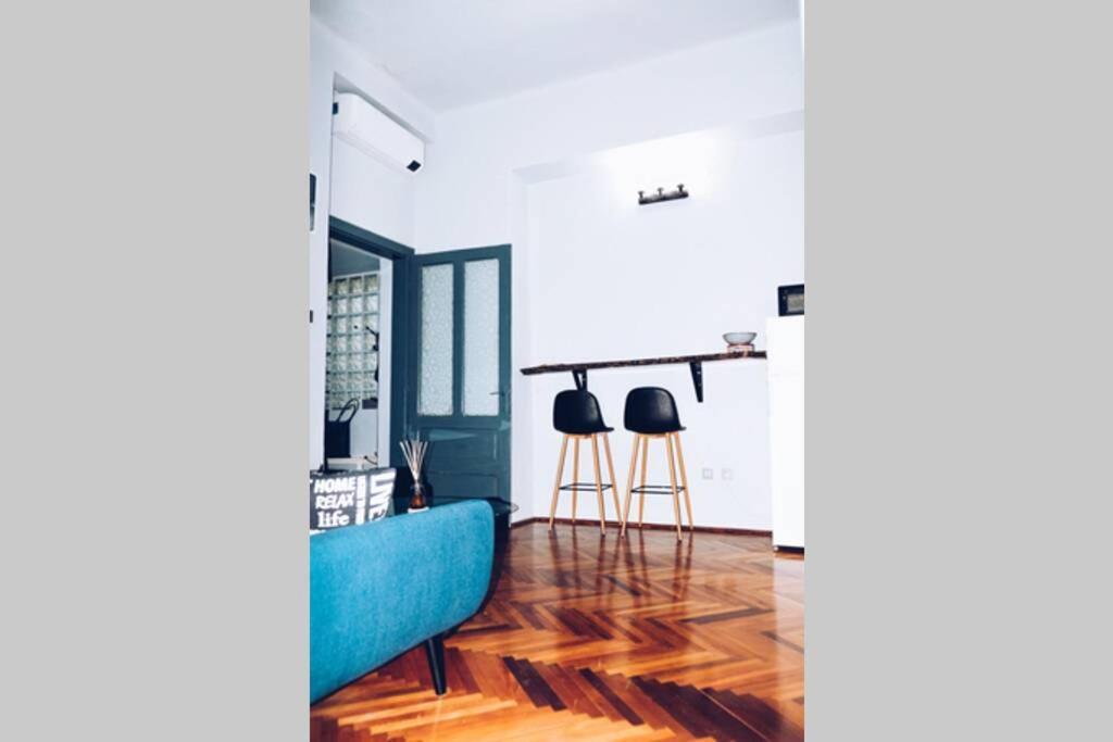 ☆Modern High Ceiling Apartment - Heart Of The City Oradea Bagian luar foto
